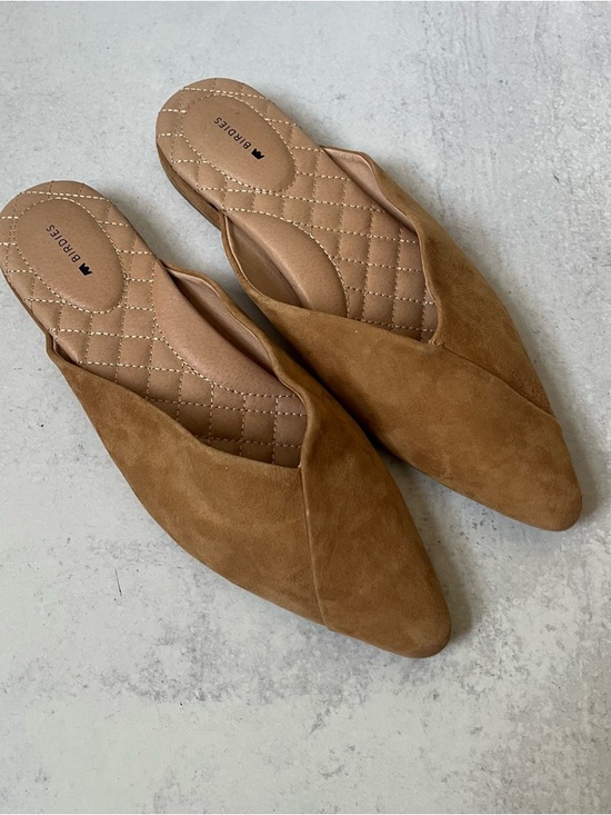 Birdies Shoes - Birdies Suede Slip On Mules 10.5 Tan Beige Pointed Toe Neutral Flats